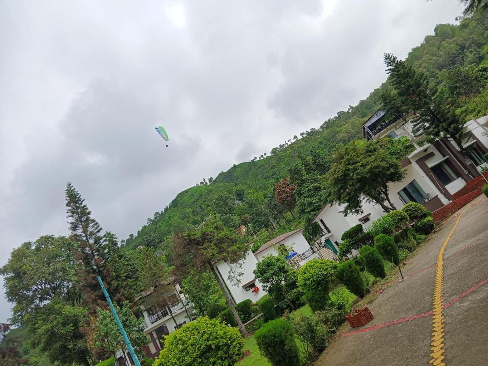 Shikha Resort Ewentbliz Bhīm Tāl Extérieur photo