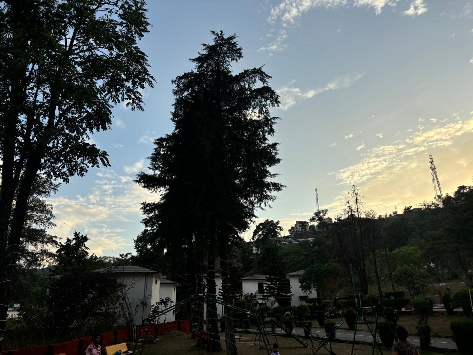 Shikha Resort Ewentbliz Bhīm Tāl Extérieur photo