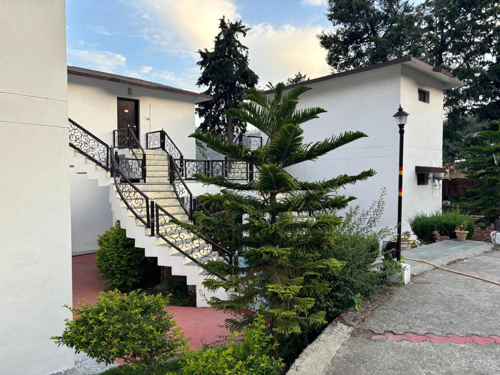 Shikha Resort Ewentbliz Bhīm Tāl Extérieur photo